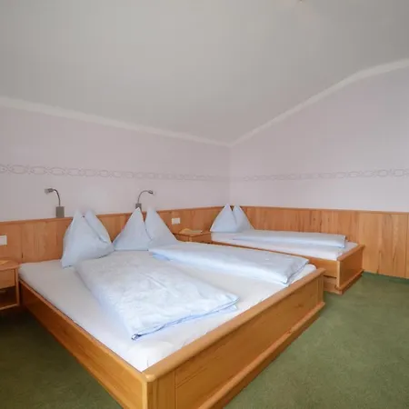 Appartements-Pension Lindenheim * Schladming