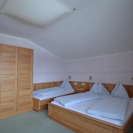 Appartements-Pension Lindenheim * Schladming